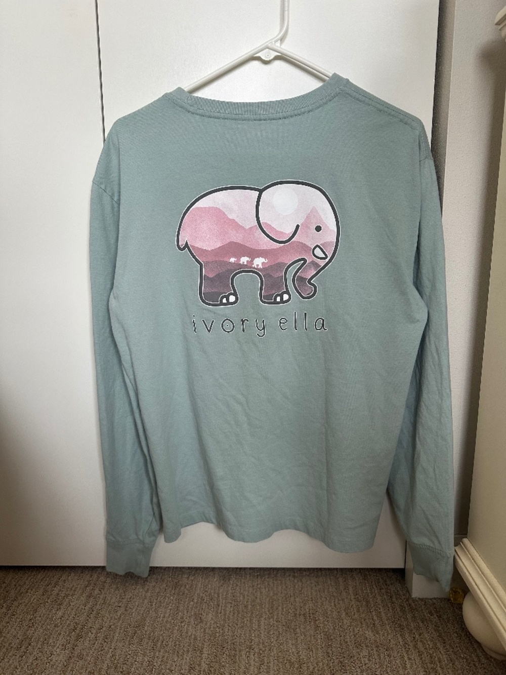 Ivory Ella | Pistachio Light Green Elephant Graphic Long-Sleeve